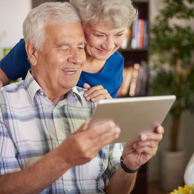 Adultos mayores Tecnología y Aplicaciones Parte I
